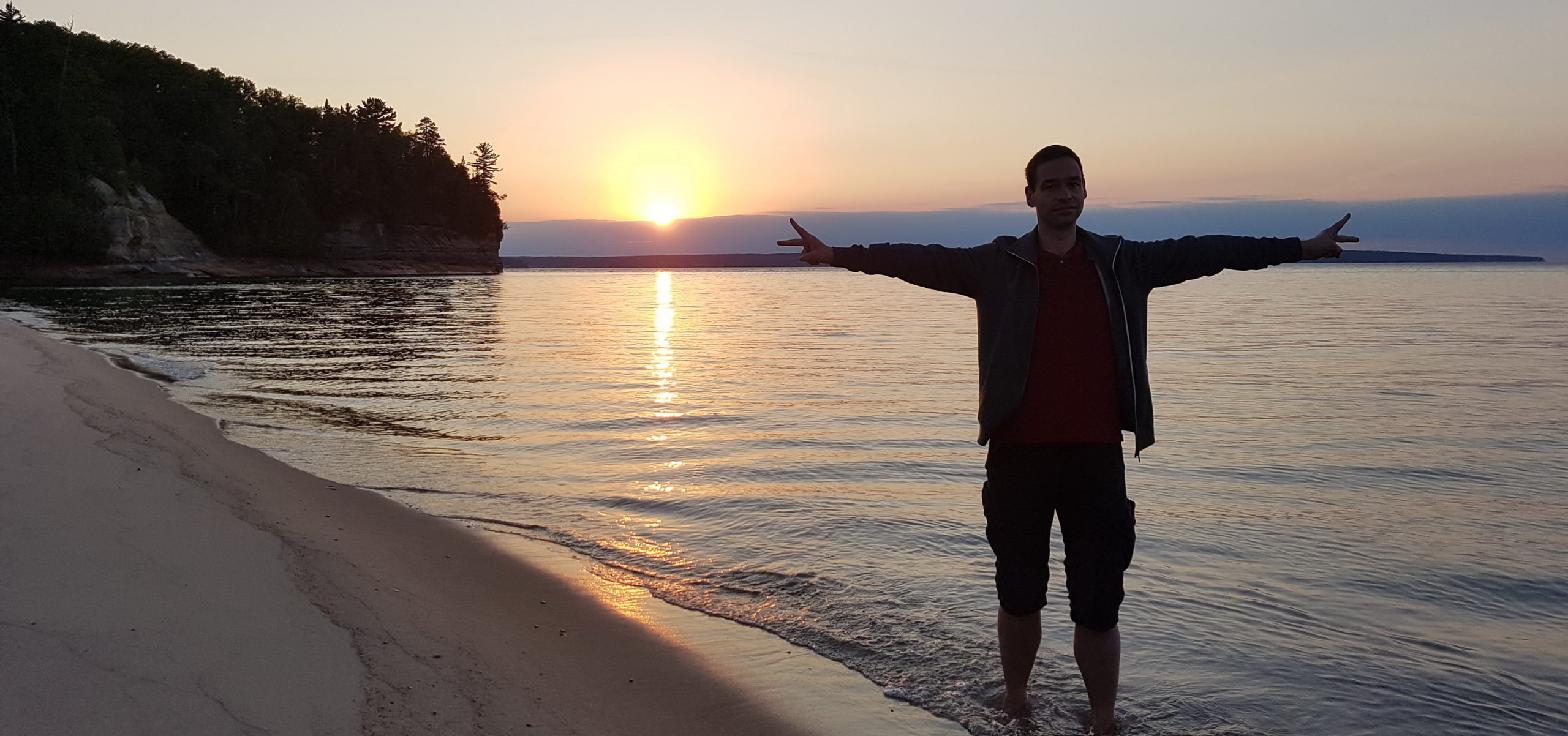 Sonnenuntergang am Lake Superior (Oberer See) in Munising / Michigan in den USA